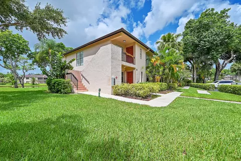 9261 Vista Del Lago #A, Boca Raton, FL 33428