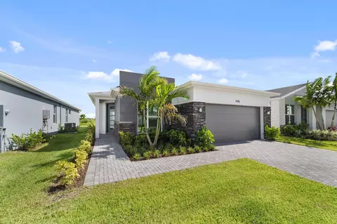 9140 SW Remy Ln, Port Saint Lucie, FL 34987