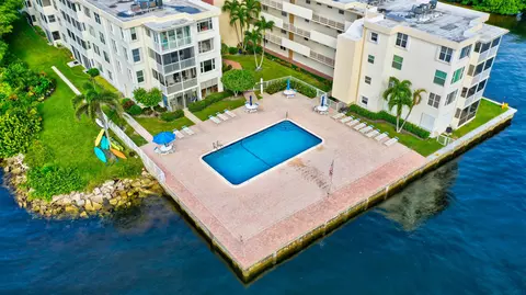 Undisclosed, Boynton Beach, FL 33435