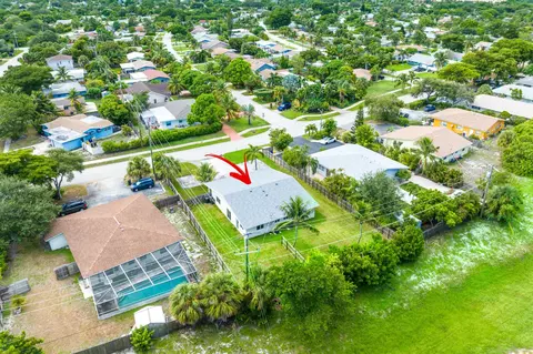 3133 Albatross Rd, Delray Beach, FL 33444