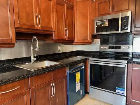 8565 Boca Dr #1, Boca Raton, FL 33433