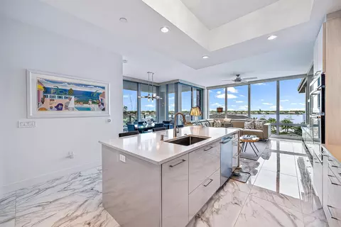 1 Water Club Way #503, North Palm Beach, FL 33408
