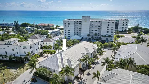 462 Ocean Rdg, Juno Beach, FL 33408