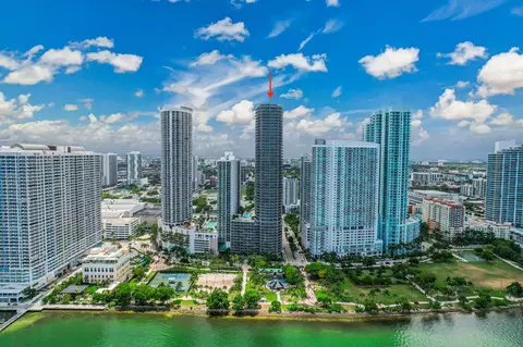 488 NE 18 St #2904, Miami, FL 33132
