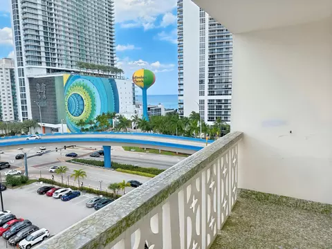 1825 S Ocean #903, Hallandale Beach, FL 33009