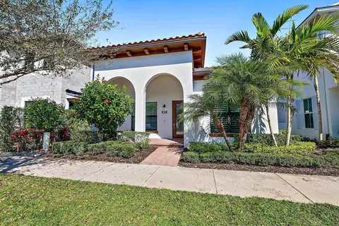1009 Faulkner Ter, Palm Beach Gardens, FL 33418