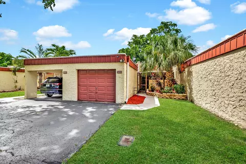 9442 NW 65th St #D5, Tamarac, FL 33321