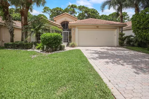 6519 Lucaya Ave, Boynton Beach, FL 33437