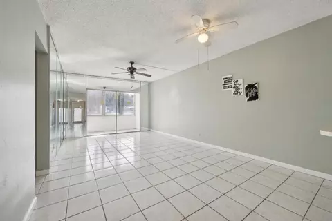 5800 Margate #813-8, Margate, FL 33063
