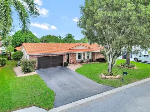 8911 NW 19th St, Coral Springs, FL 33071