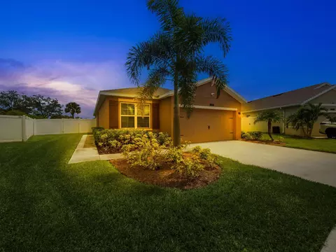 11160 SW Hadley St, Port Saint Lucie, FL 34987