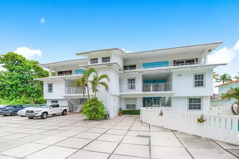 212 Briny Ave #A4, Pompano Beach, FL 33062