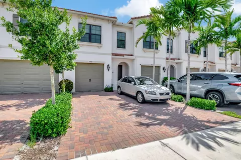 9513 Glider Way, Boca Raton, FL 33428