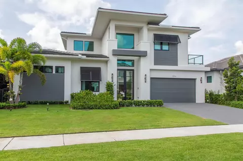 3096 Blue Cypress Ln, Wellington, FL 33414