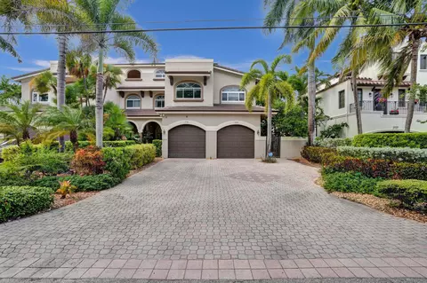 2719 NE 15th St, Fort Lauderdale, FL 33304