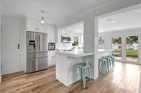 3101 Canal Dr, Boynton Beach, FL 33435