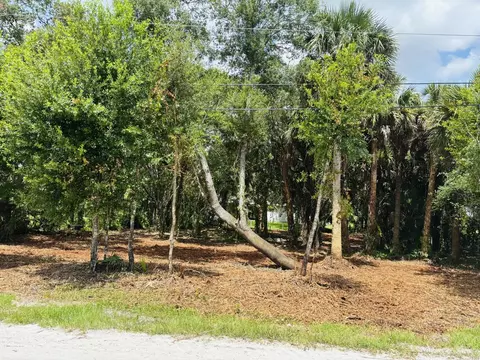 8825 93rd, Vero Beach, FL 32967