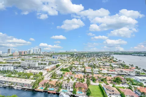 1000 Island Blvd #2703, Aventura, FL 33160