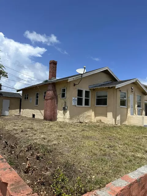 417 16th St, West Palm Beach, FL 33407
