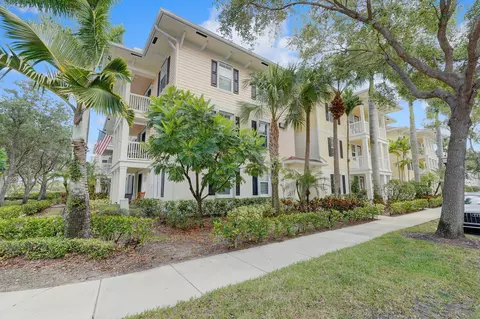 275 Murcia #203, Jupiter, FL 33458
