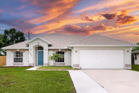 2076 SE Camilo St, Port Saint Lucie, FL 34952