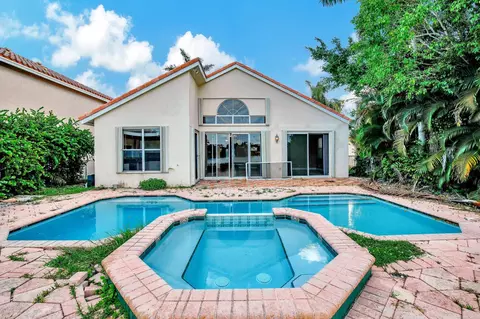 18435 NW 13th St, Pembroke Pines, FL 33029