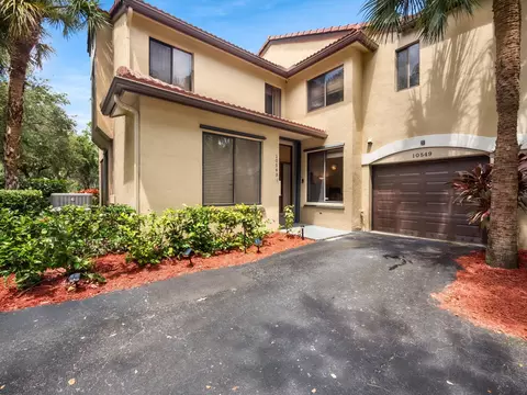 10549 NW 10th St #A-128, Plantation, FL 33322