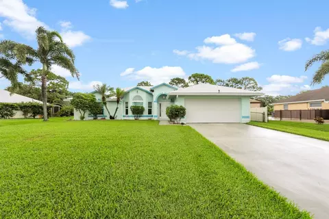 3329 SW Crestview Rd, Port Saint Lucie, FL 34953