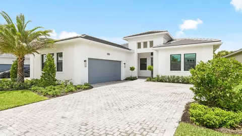 5353 Saint Vincent Ln, Westlake, FL 33470