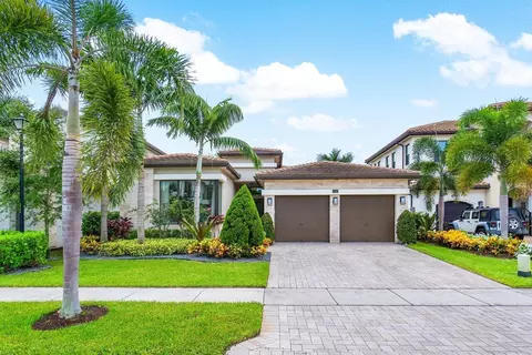 9068 Fiano Pl, Boca Raton, FL 33496