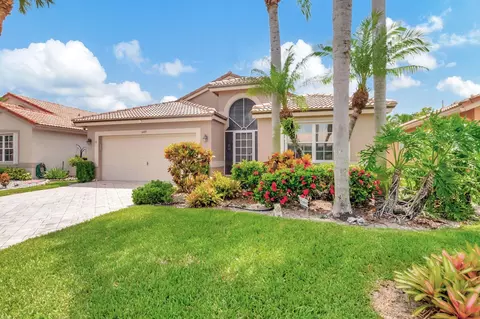 6685 Sun River Rd, Boynton Beach, FL 33437