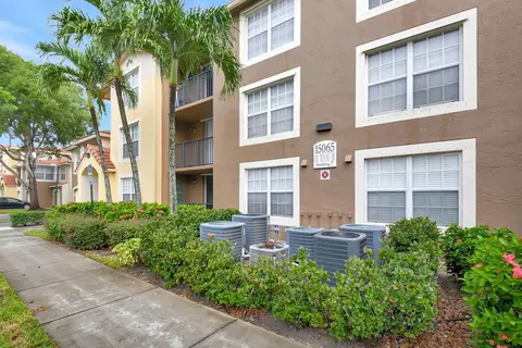 15065 Michelangelo Blvd #204, Delray Beach, FL 33446