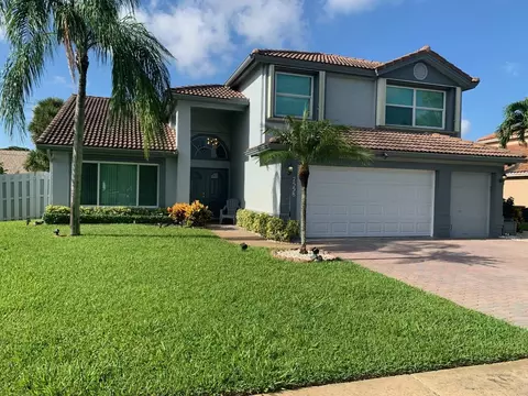 7558 Briar Cliff Cir, Lake Worth, FL 33467