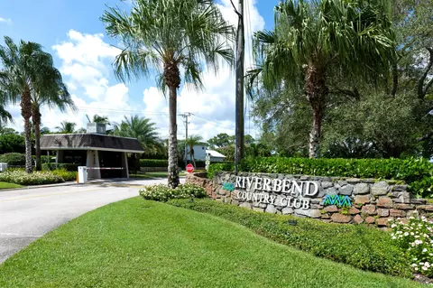 18480 SE Wood Haven Ln #H, Jupiter, FL 33469