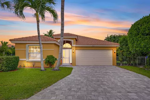 3636 Chesapeake Ct, Wellington, FL 33414
