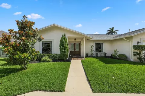 409 Prairie Rose Ln, Boca Raton, FL 33487