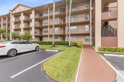 13105 SW 16th Ct #112L, Pembroke Pines, FL 33027