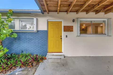 1022 Park Cir S, West Palm Beach, FL 33405