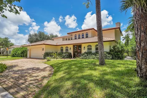2601 NW 28th Ter, Boca Raton, FL 33434