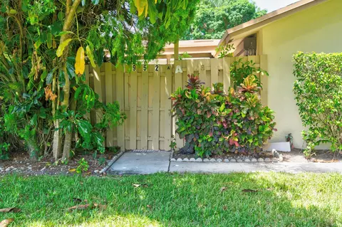 952 NW 29th Ave #A, Delray Beach, FL 33445