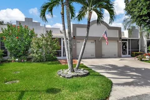 9070 Fairbanks Ln #4, Boca Raton, FL 33496