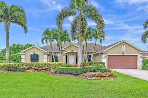 449 SW Lawler Ave, Port Saint Lucie, FL 34953