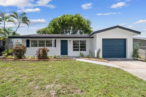 1132 Garnett St, Lantana, FL 33462