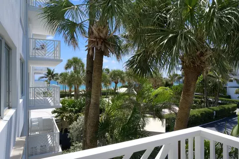 170 N Ocean Blvd #307, Palm Beach, FL 33480