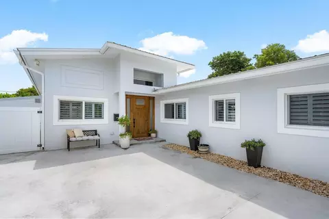 656 Kingfish Pl, North Palm Beach, FL 33408