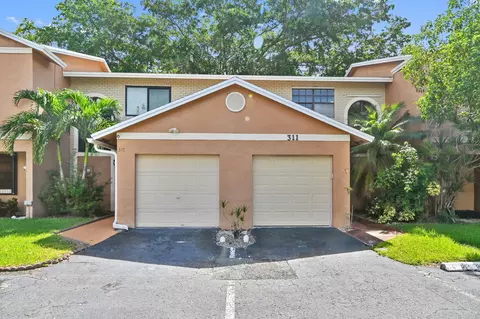 317 NW 103rd, Pembroke Pines, FL 33026