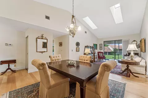 7935 La Mirada Dr, Boca Raton, FL 33433