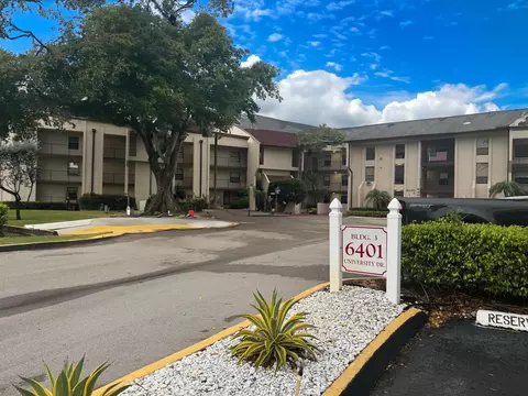 6401 N University Dr #312, Tamarac, FL 33321