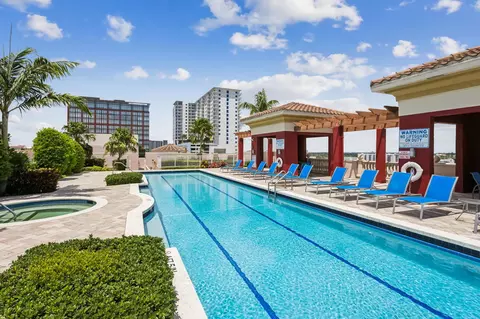 410 Evernia St #322, West Palm Beach, FL 33401