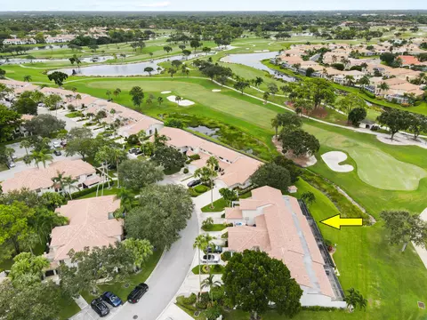 537 Prestwick Cir, Palm Beach Gardens, FL 33418